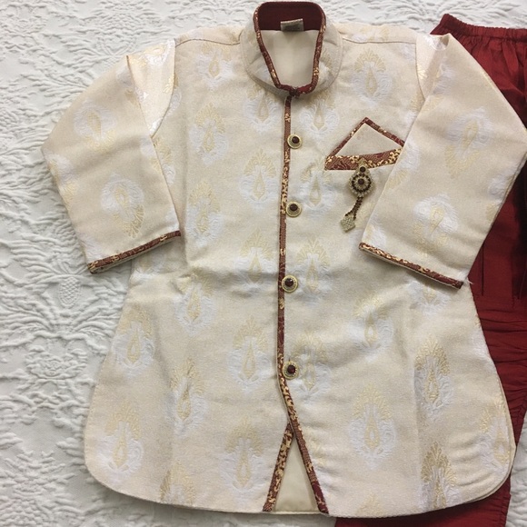 3T Sherwani and Pajama in New Condition - Picture 3 of 13